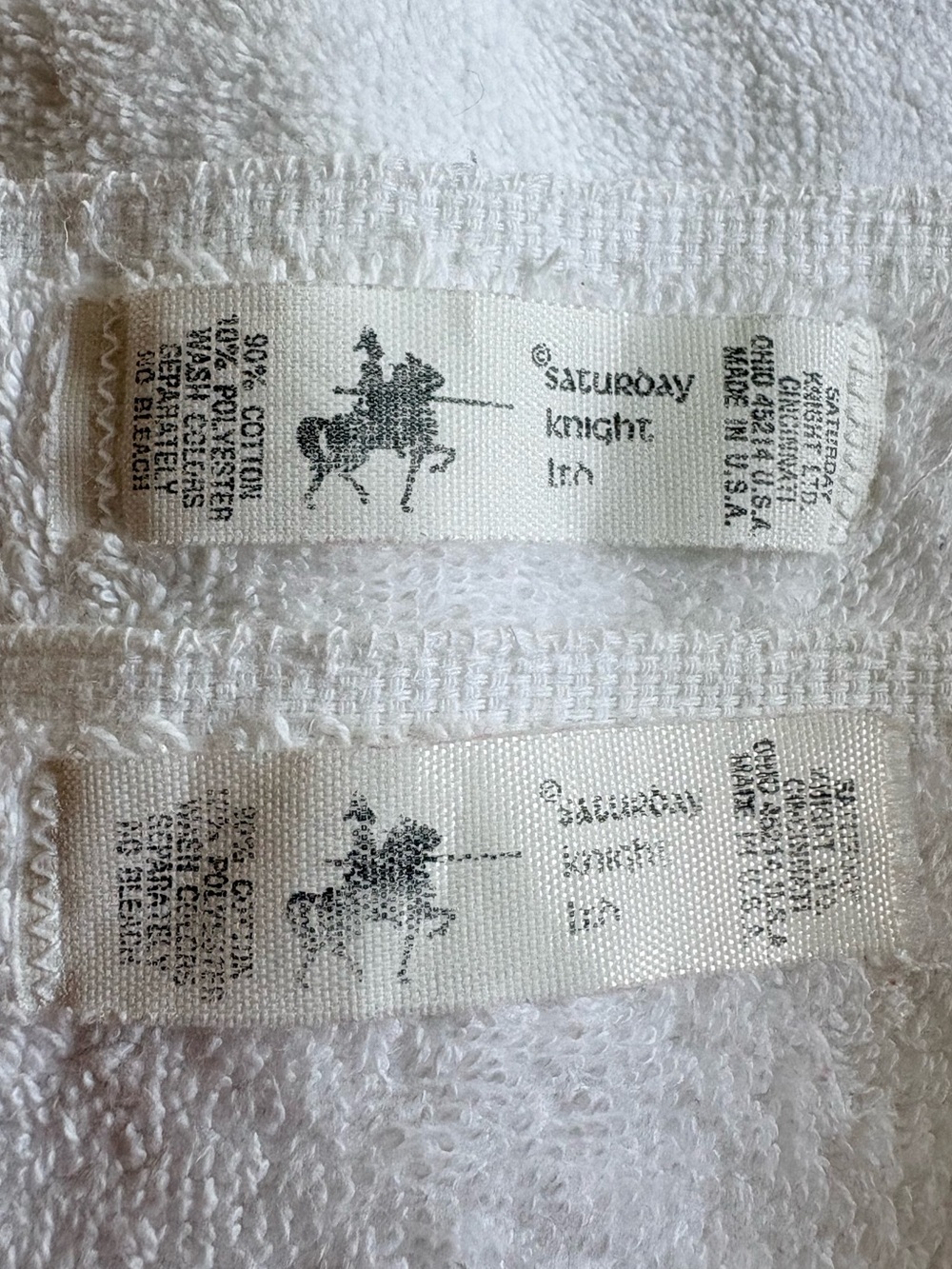 Vintage White with blue and pink Bow trim Bedding Towel Set of 2- Made in USA - Picture 11 of 14